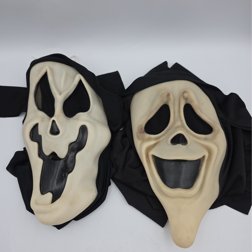 Scream Ghostface Mask Easter Unlimited Lot Of 2 Masks